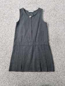 Pinafore dress
